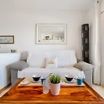 Romantic: Precioso Frente Al Mar * סיטגס